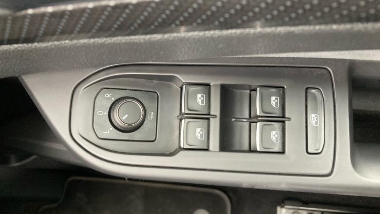 Volkswagen Golf 1.5 TSI 150 R-Line 5dr Petrol Hatchback